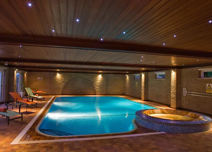 Redhill House BoutiqueAirport Hotel